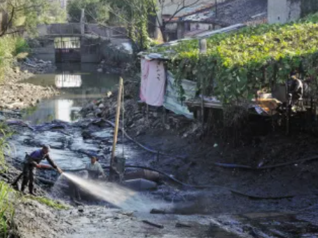 东湖专业污水池清理是保障城市水环境安全